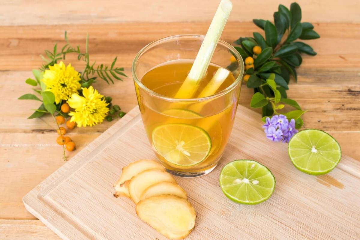 Nước Detox chanh và gừng